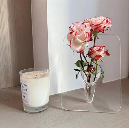 Pladsbesparende og gennemsigtig billedramme-vase med unikt design