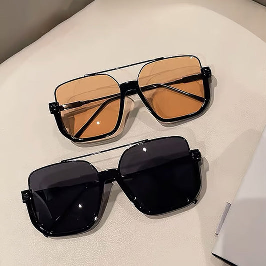 Minimalistiske Letvægts-solbriller – Retro-look med Tonede Glas
