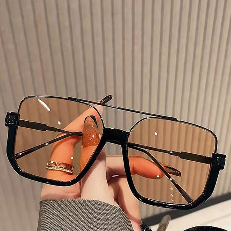 Minimalistiske Letvægts-solbriller – Retro-look med Tonede Glas