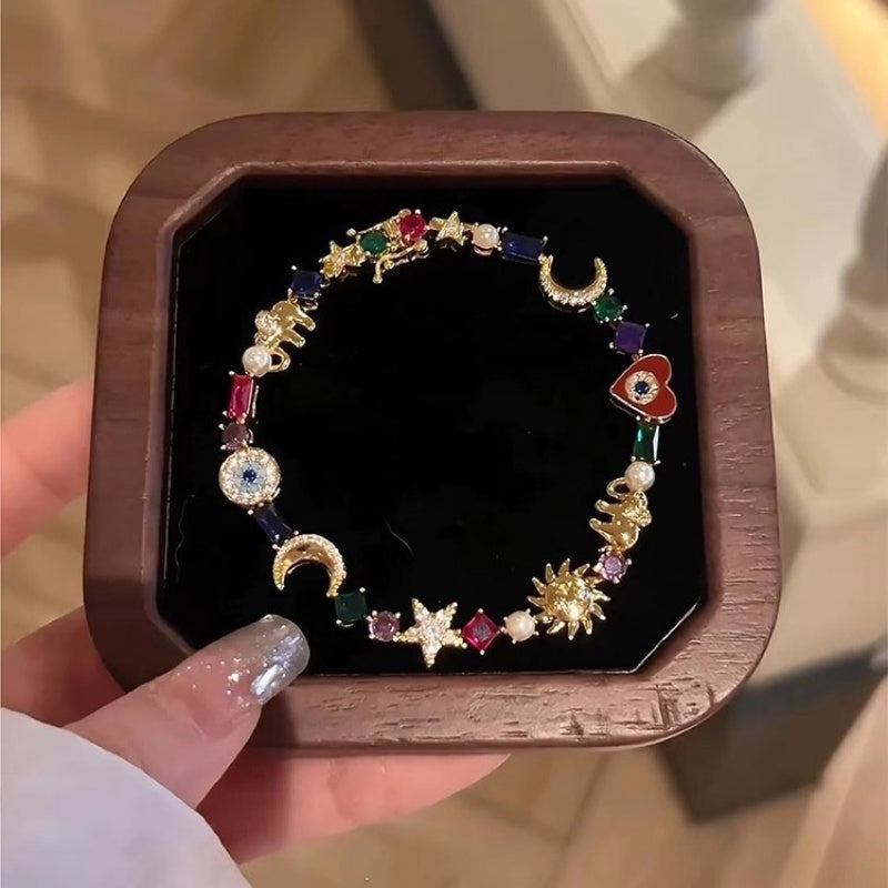 Boho-Elegance Armbånd – Himmelske Symboler & Multifarvede Krystaller
